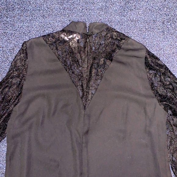 Black Lace Longsleeve - Picture 4 of 4